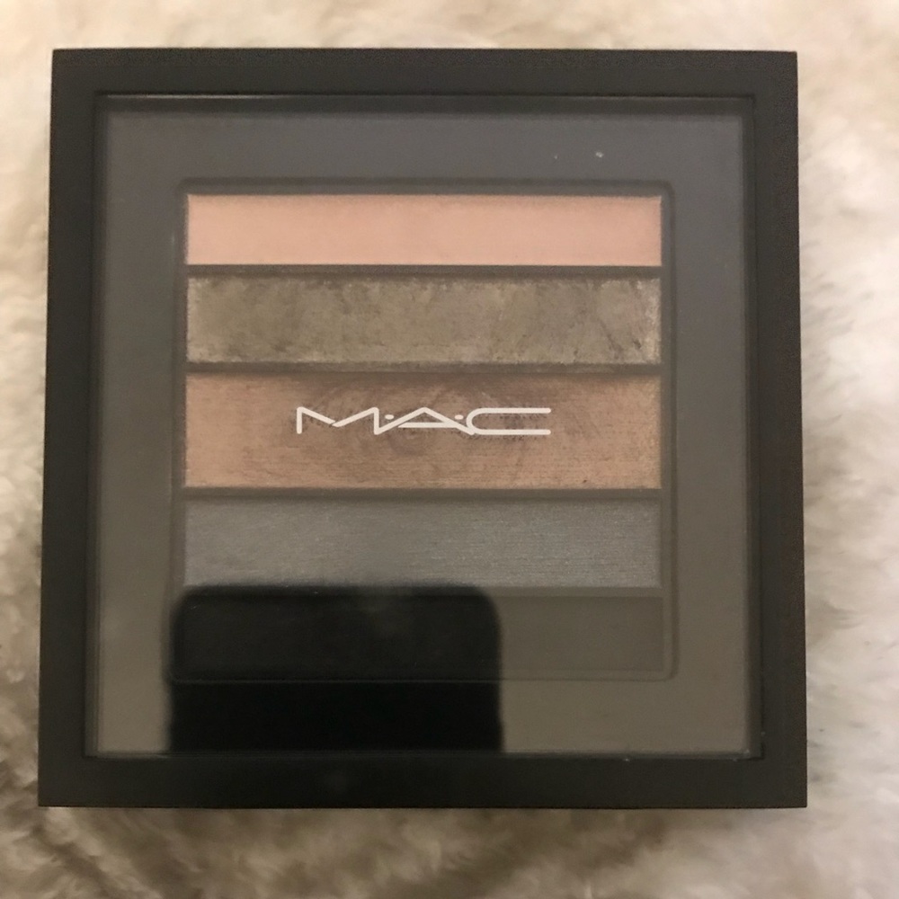 MAC Smokeluce Veluxe Pearlfusion Shadow